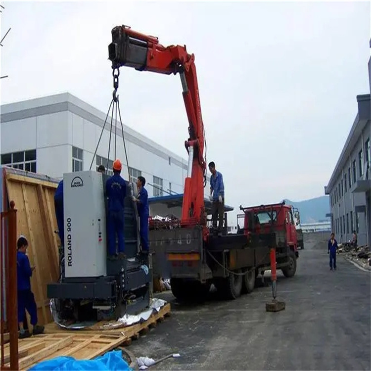 如何合理收费折臂吊出租：专家为您揭秘